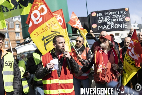 AG des cheminots de gare de Lyon et envahissement du siege d EURONEXT a la Defense