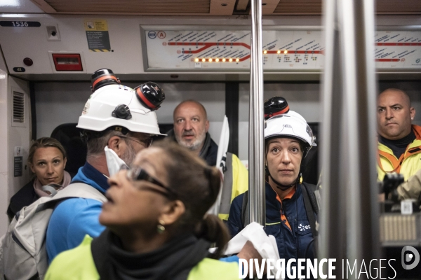 AG des cheminots de gare de Lyon et envahissement du siege d EURONEXT a la Defense