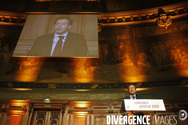 Remise des prix du concours general 2009 par Luc CHATEL, ministre de l educetion nationale dans le grand amphitheatre de la SORBONNE