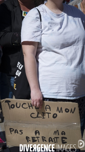 Premier Mai, muguet slogans et casseroles..