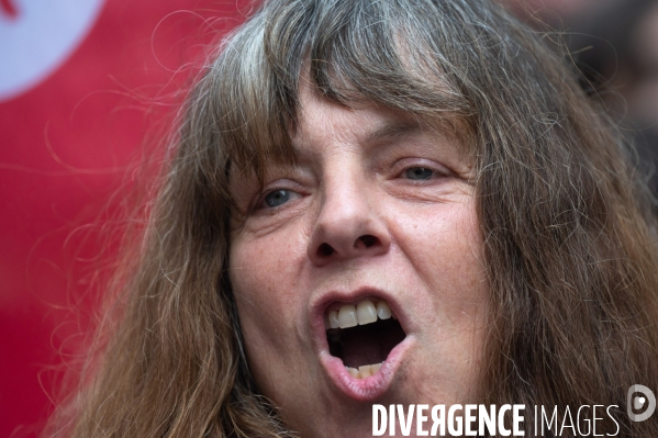 Regards de manifestantes. 1er mai.