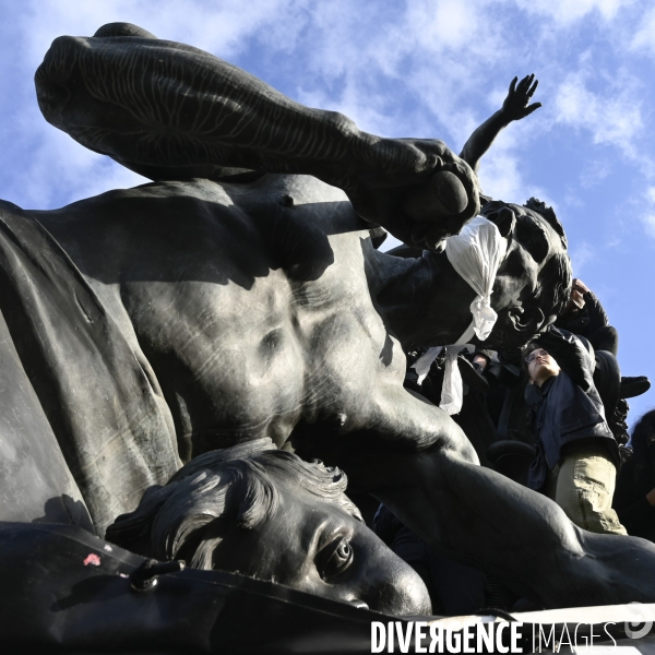 Manifestation du 1er mai 2023 et contre la réforme des retraites, Paris.