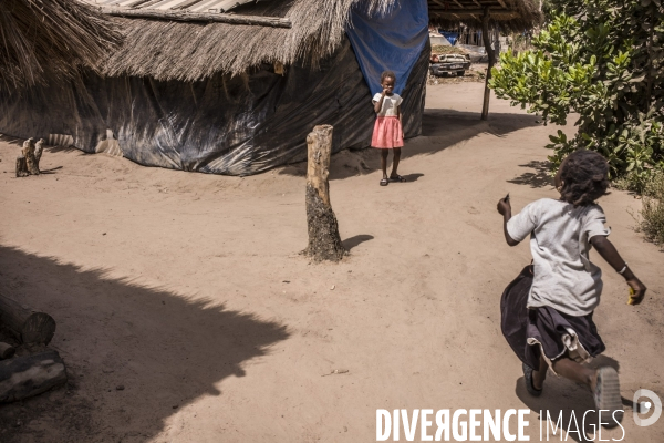 Deminage en casamance, senegal.