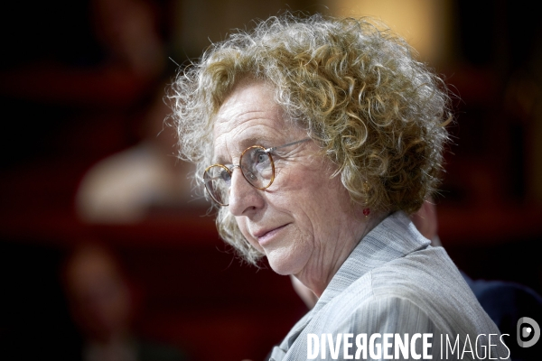 CESE ,  Le Travail dans tous ses états