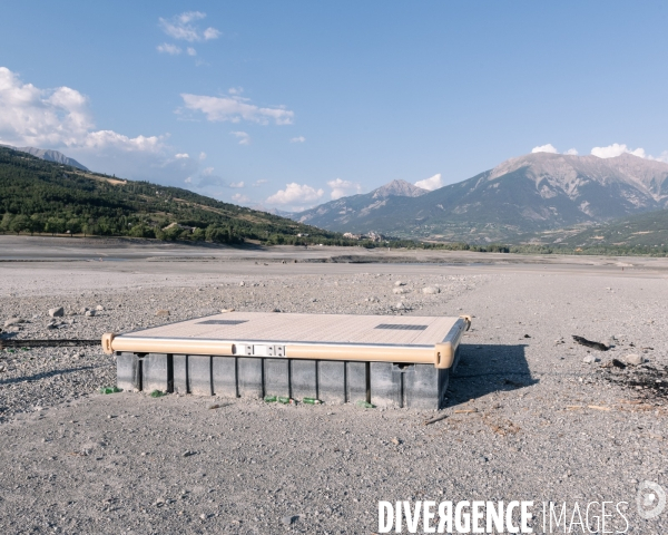 Secheresse lac de Serre Poncon