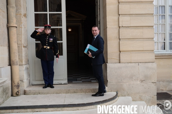 Les syndicats reçus a matignon 16 mai 2023