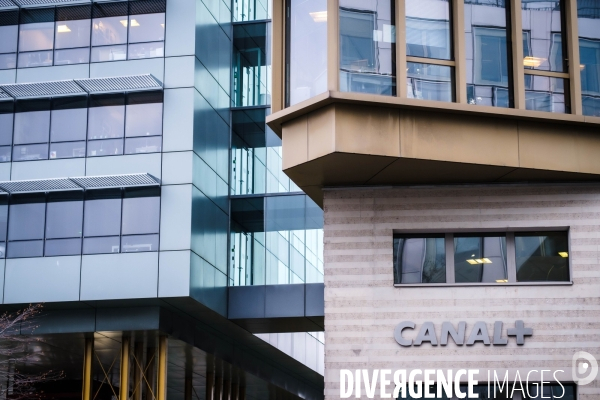 Manifestation de salaries de Canal+ contre le licenciement de Stephane Guy