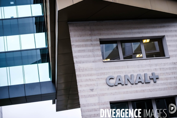 Manifestation de salaries de Canal+ contre le licenciement de Stephane Guy