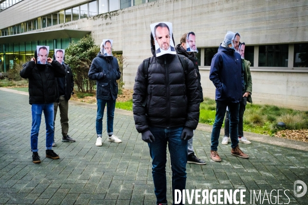 Manifestation de salaries de Canal+ contre le licenciement de Stephane Guy