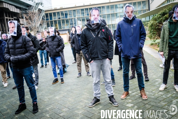 Manifestation de salaries de Canal+ contre le licenciement de Stephane Guy
