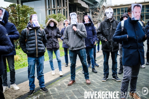 Manifestation de salaries de Canal+ contre le licenciement de Stephane Guy