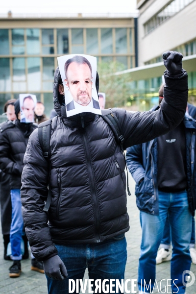 Manifestation de salaries de Canal+ contre le licenciement de Stephane Guy