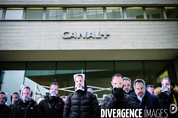 Manifestation de salaries de Canal+ contre le licenciement de Stephane Guy
