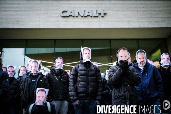 Manifestation de salaries de Canal+ contre le licenciement de Stephane Guy