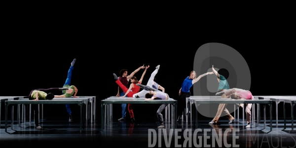 One Flat Thing, reproduced / William Forsythe / Ballet de l Opéra de Lyon