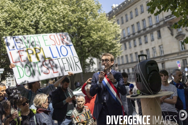 Rassemblement de soutien à la PPL Liot