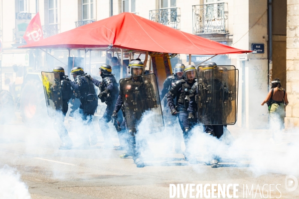 Quatorzième journée de mobilisation contre la réforme des retraites à Nantes