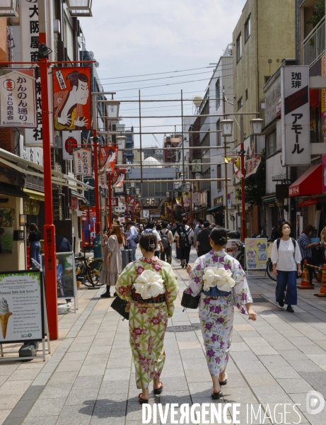 Asakusa et son temple senso-ji a tokyo