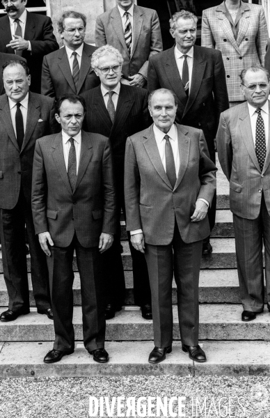 Premier conseil des ministres du gouvernement Rocard
