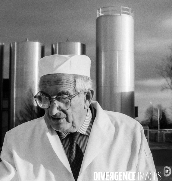 Visite de Jean-Pierre Soisson chez Danone