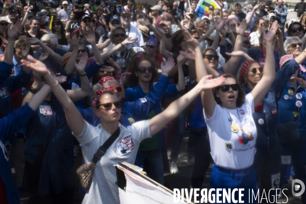 Fra - manifestation retraites 14 - paris