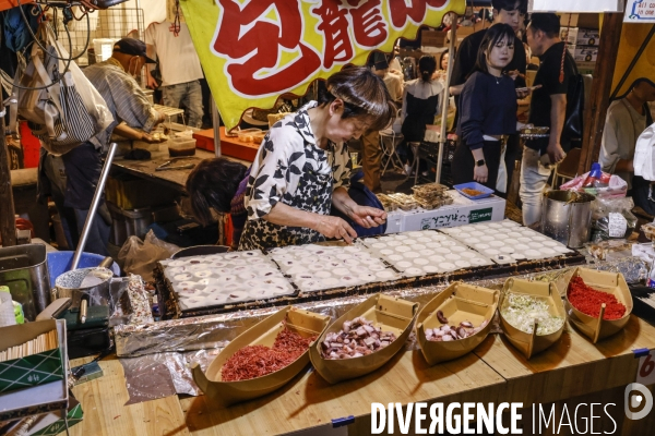 Le quartier golden gai a tokyo