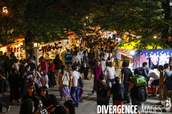 Le quartier golden gai a tokyo