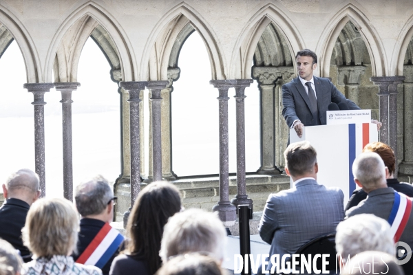 Déplacement d Emmanuel Macron au Mont Saint-Michel.