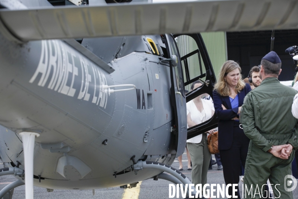 Yaël Braun-Pivet, Pdte de l Assemblée nationale visite une base militaire