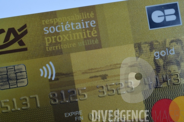 Illustration Symbole : impots, piège, billets, euro, fiscalité