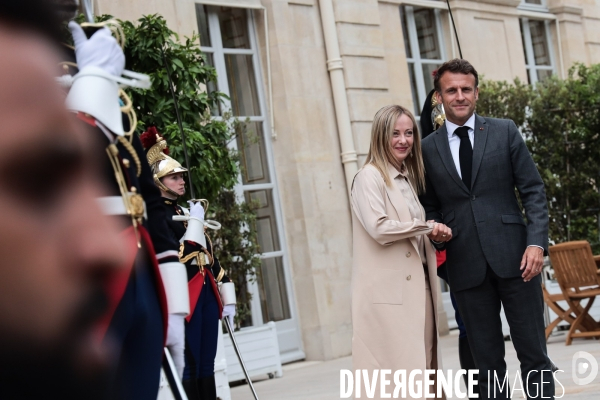 Macron - meloni