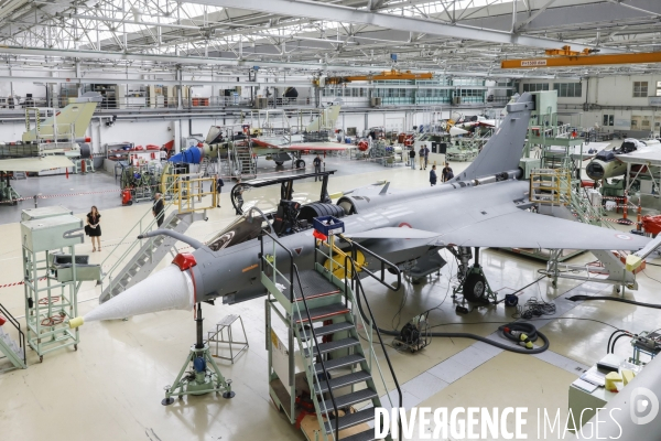 Construction du Rafale chez Dassault Aviation à Mérignac