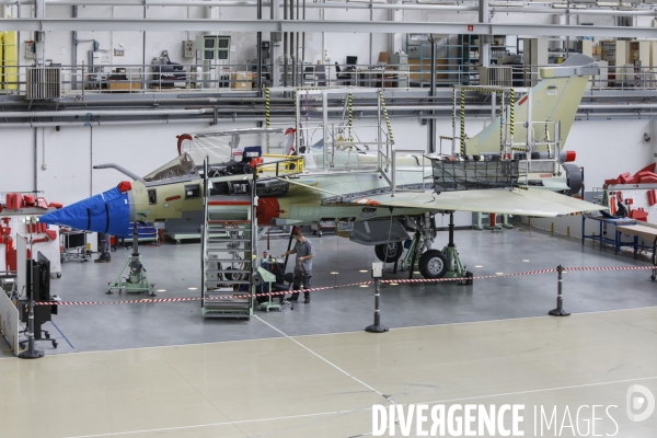 Construction du Rafale chez Dassault Aviation à Mérignac