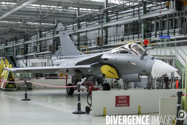 Construction du Rafale chez Dassault Aviation à Mérignac