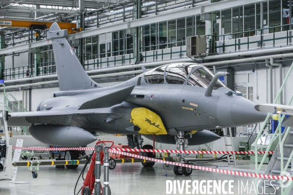 Construction du Rafale chez Dassault Aviation à Mérignac