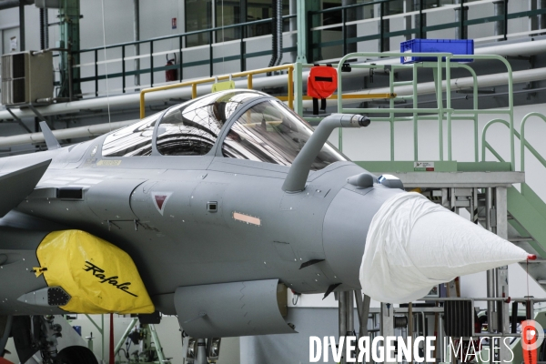 Construction du Rafale chez Dassault Aviation à Mérignac
