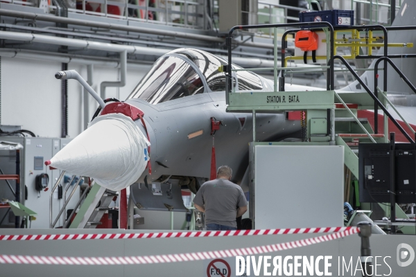 Construction du Rafale chez Dassault Aviation à Mérignac