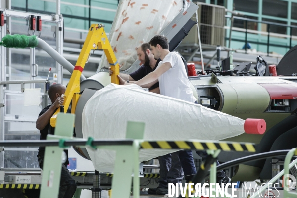 Construction du Rafale chez Dassault Aviation à Mérignac