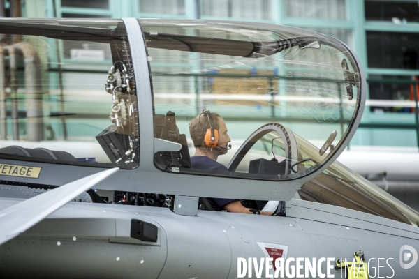 Construction du Rafale chez Dassault Aviation à Mérignac