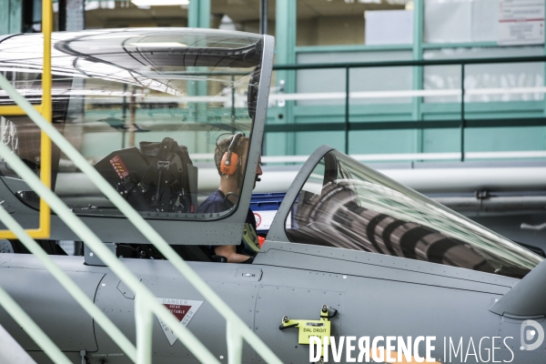 Construction du Rafale chez Dassault Aviation à Mérignac