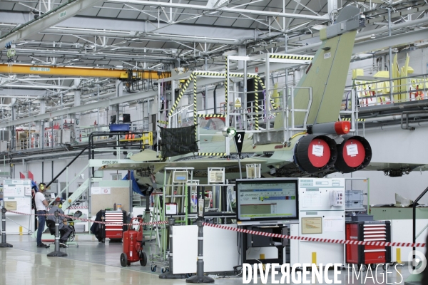 Construction du Rafale chez Dassault Aviation à Mérignac