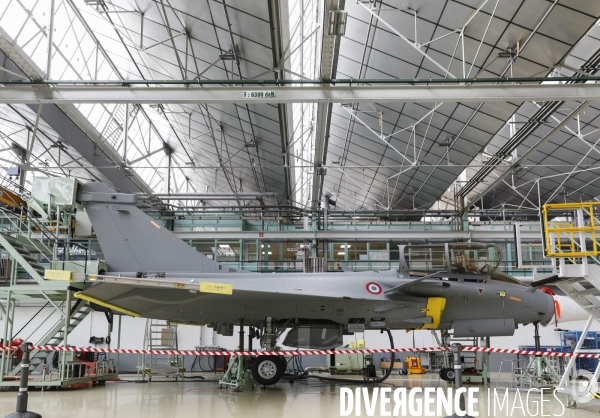 Construction du Rafale chez Dassault Aviation à Mérignac