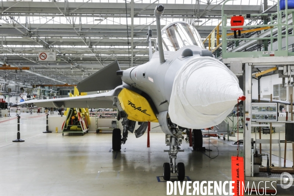 Construction du Rafale chez Dassault Aviation à Mérignac