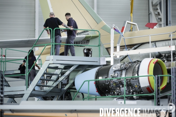 Construction du Rafale chez Dassault Aviation à Mérignac