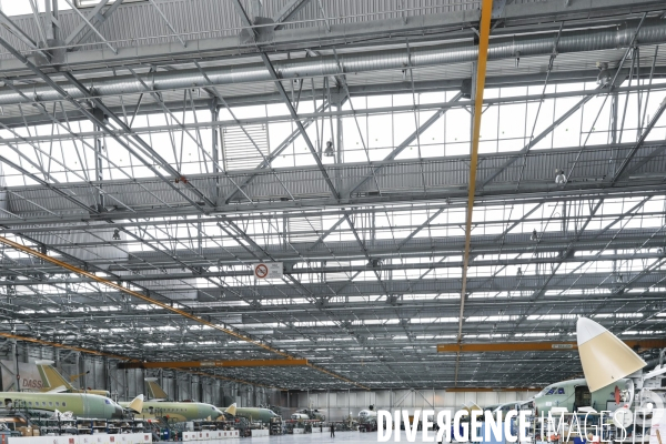 Construction du Rafale chez Dassault Aviation à Mérignac
