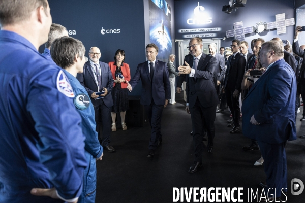 Emmanuel Macron inaugure la 54ème édition du Salon du  Bourget