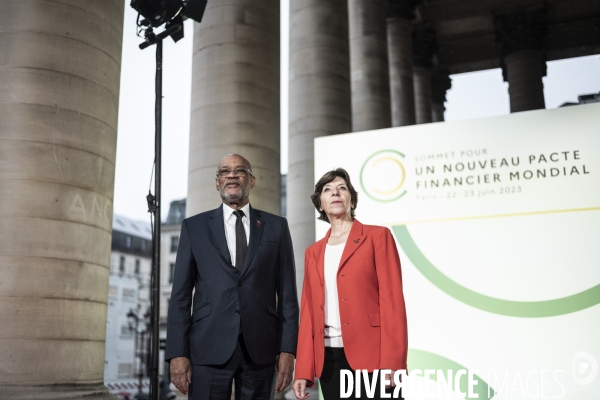 Sommet pour un nouveau pacte financier mondial