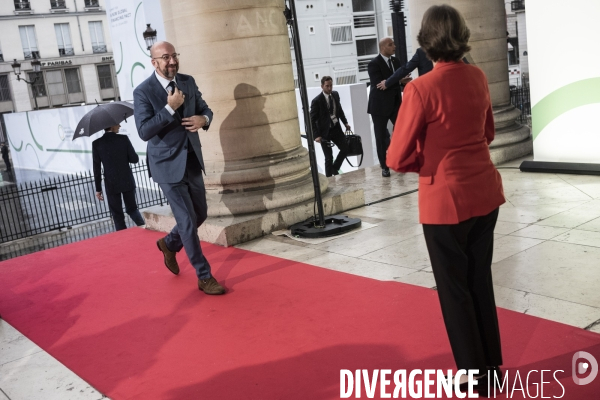 Sommet pour un nouveau pacte financier mondial