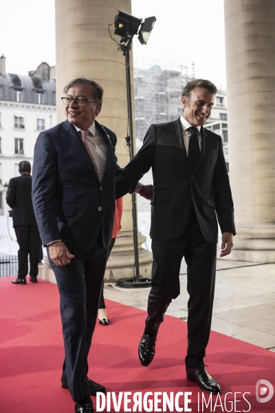 Sommet pour un nouveau pacte financier mondial