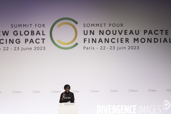 Sommet pour un nouveau pacte financier mondial